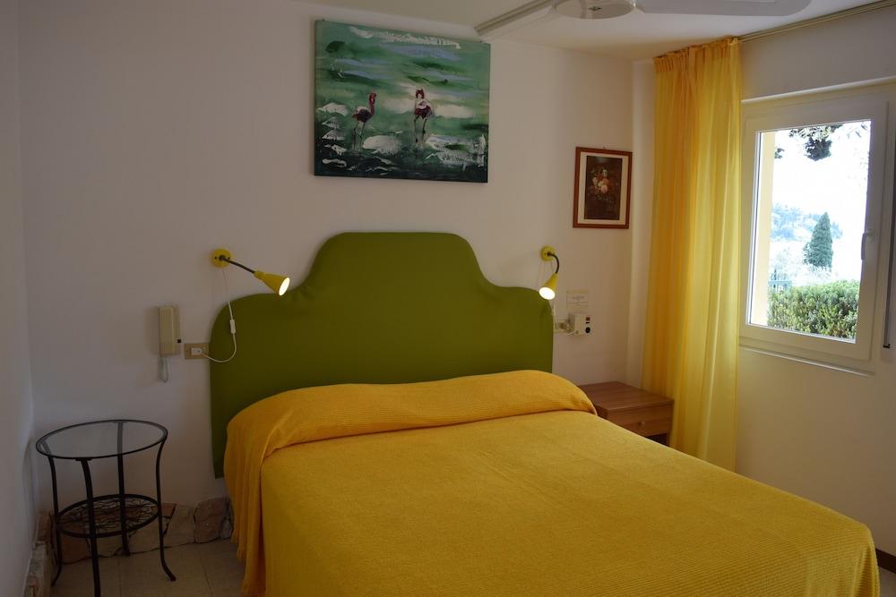 Hotel Casa Popi Malcesine Exterior foto