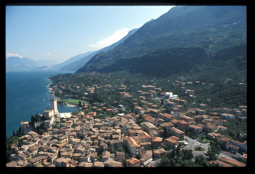 Hotel Casa Popi Malcesine Exterior foto